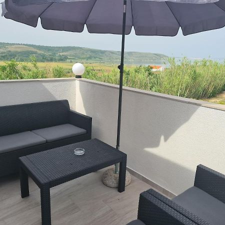 Apartmani Ivan Rtina Bagian luar foto