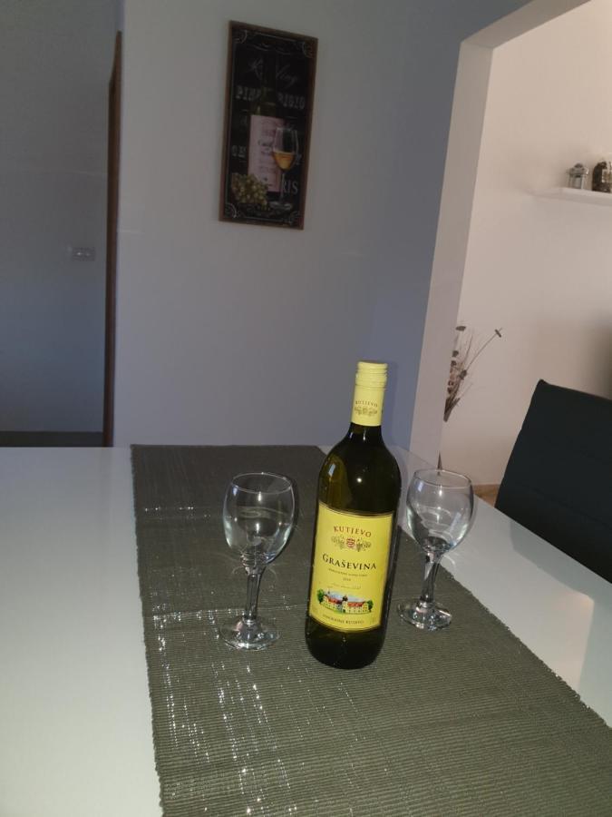 Apartmani Ivan Rtina Bagian luar foto