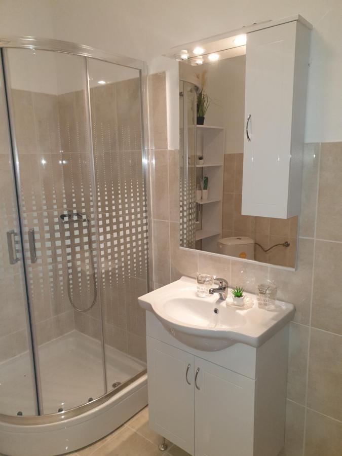 Apartmani Ivan Rtina Bagian luar foto